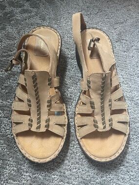 Clarks Tan Suede Slingback Sandals